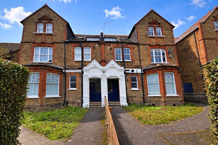 1 Bedroom Flat To Rent In Telford Avenue, London, SW2