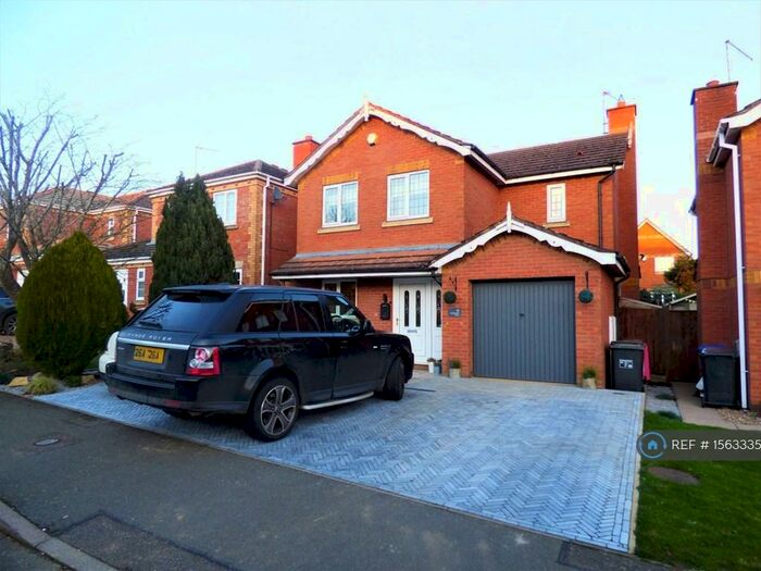 4 Bedroom Detached House To Rent In Cross Waters Close, Wootton, Northampton, NN4
