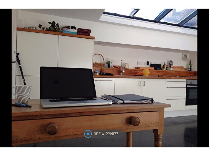 1 Bedroom Detached House To Rent In Wilton Way, London, E8