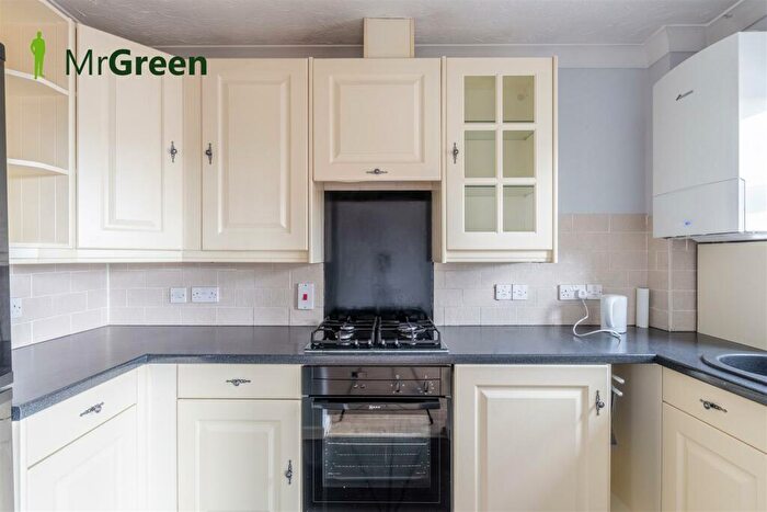 2 Bedroom Apartment To Rent In Terrace Road, Bournemouth, Dorset, BH2