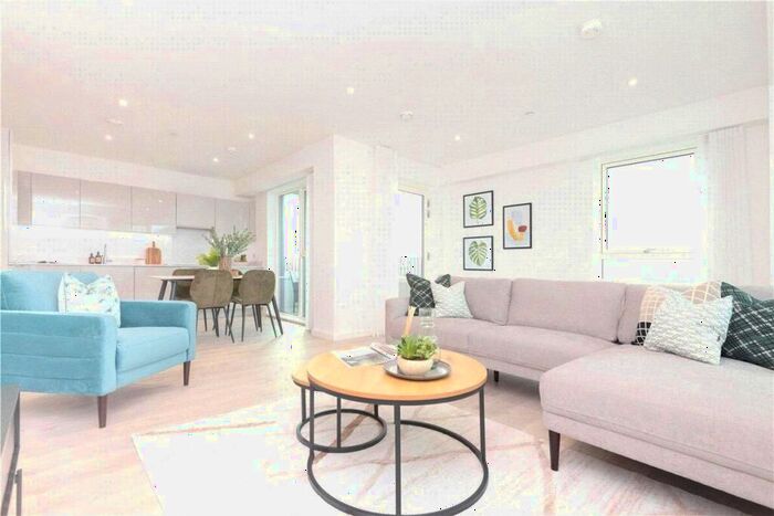 3 Bedroom Apartment To Rent In Heartwell Avenue, London, E16