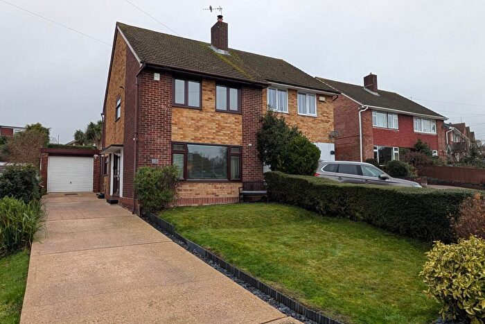 3 Bedroom Semi Detached House For Sale In Miller Drive, Fareham, PO16