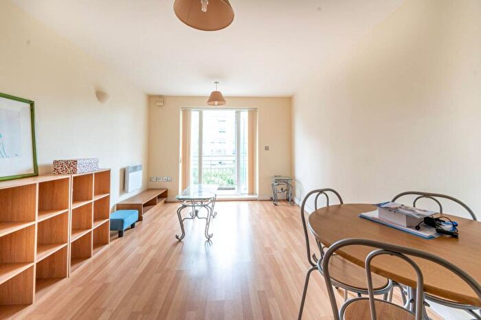 1 Bedroom Flat For Sale In Windmill Lane, Stratford, London, E15