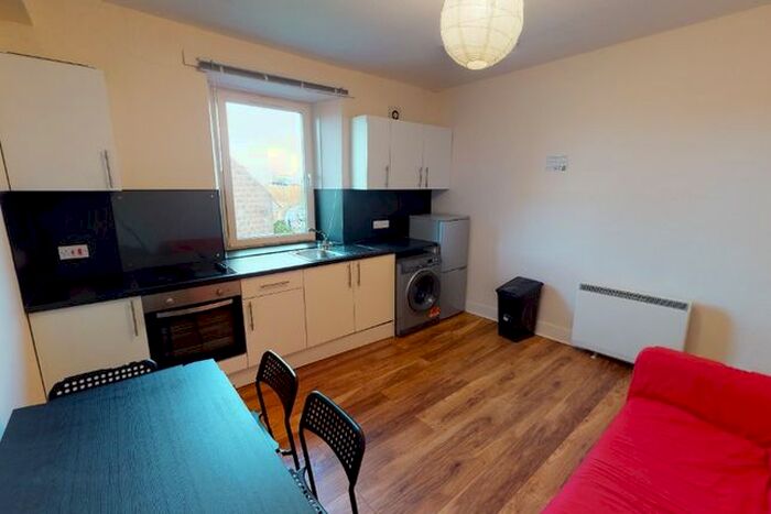 2 Bedroom Flat To Rent In Urquhart Road, City Centre, Aberdeen, AB24