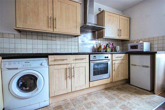 1 Bedroom Apartment To Rent In Victoria Road, Old Town, Swindon, Wiltshire, SN1
