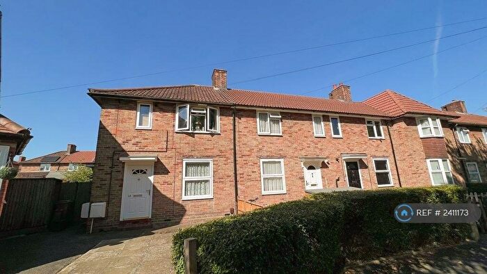 1 Bedroom Flat To Rent In Titchfield Walk, Carshalton, SM5