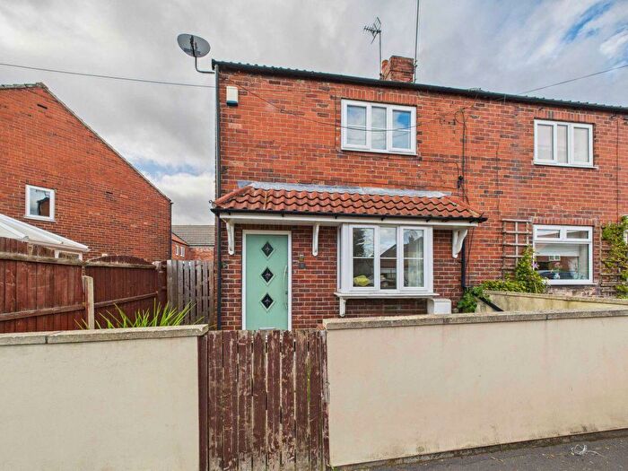 3 Bedroom Terraced House To Rent In Kingsway, Pontefract, WF8
