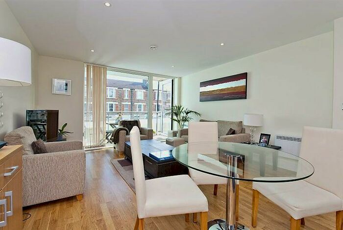1 Bedroom Flat To Rent In Drayton Park, Highbury, N5