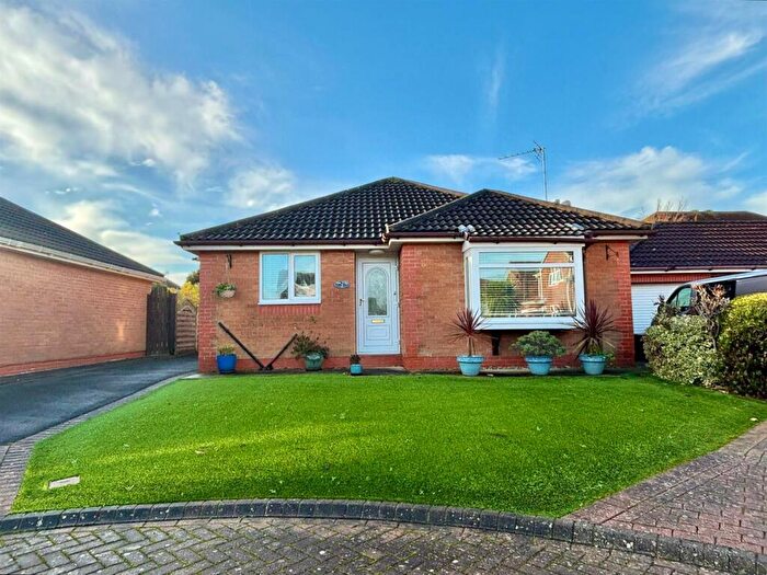 3 Bedroom Detached Bungalow For Sale In Cherry Close, Hornsea, HU18
