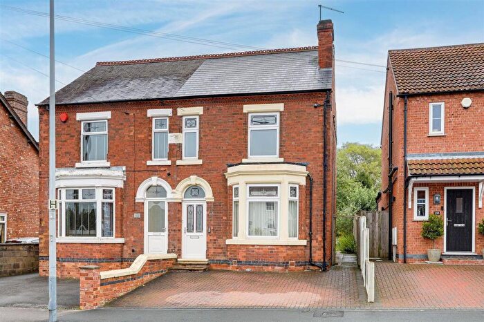 3 Bedroom Semi-Detached House For Sale In Broad Lane, Brinsley, NG16