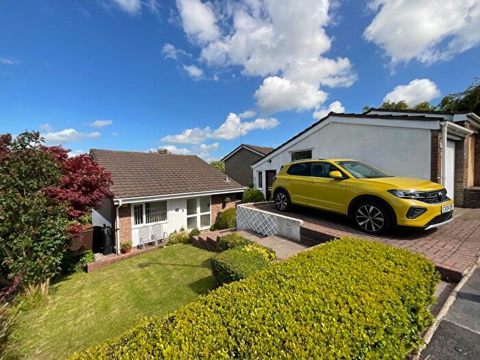 4 Bedroom Detached House For Sale In College Glade, Caerleon, Newport, NP18