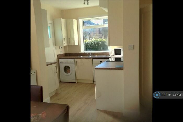 3 Bedroom Semi-Detached House To Rent In Lauriston Farm Road, Edinburgh, EH4