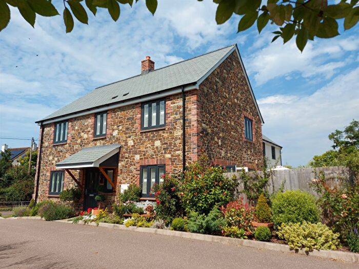 4 Bedroom End Of Terrace House For Sale In The Orchard, Withycombe, Minehead, TA24