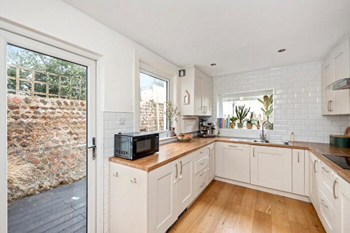 3 Bedroom Terraced House For Sale In Coventry Street, BN1