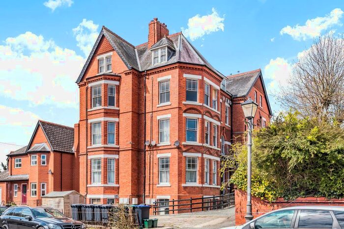 2 Bedroom Apartment To Rent In Llandrindod Wells, Powys, LD1