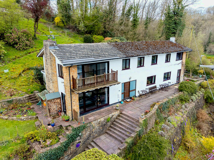 4 Bedroom Detached House For Sale In Lower Lydbrook, Lydbrook, GL17