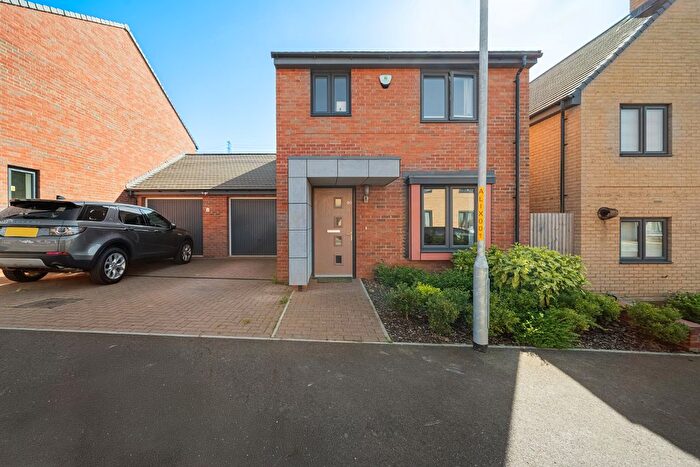 3 Bedroom Detached House For Sale In Castle Hill, Ebbsfleet Valley, Swanscombe, Kent, DA10