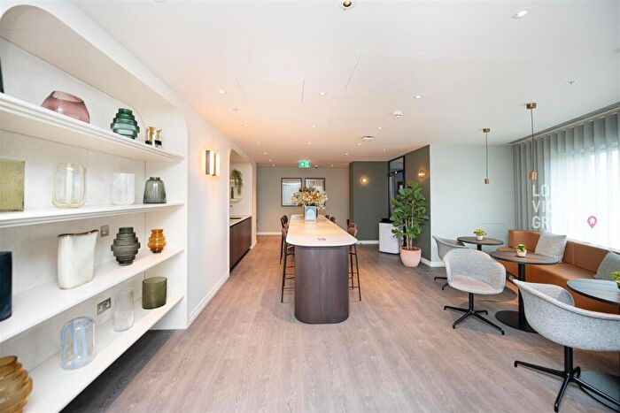 2 Bedroom Apartment To Rent In Menara Point, Affinity View, West Ham, E16