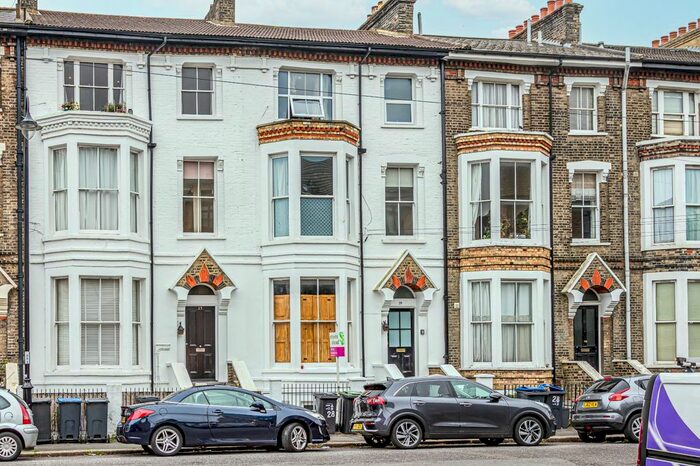 1 Bedroom Flat To Rent In St. Aubyns Road, London, SE19
