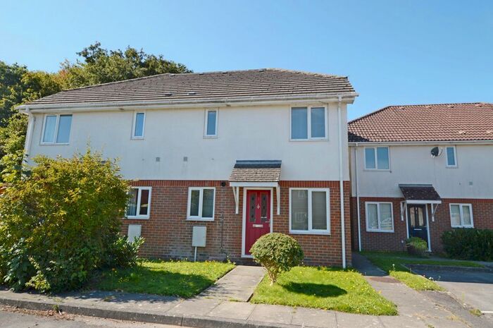 1 Bedroom Terraced House To Rent In Regent Mews, Petersfield, Hampshire, GU32