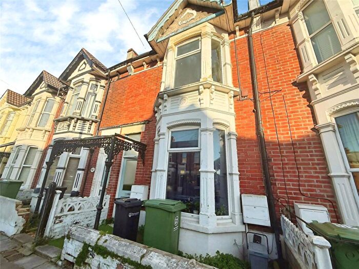1 Bedroom Flat To Rent In Winter Road, Southsea, Hampshire, PO4