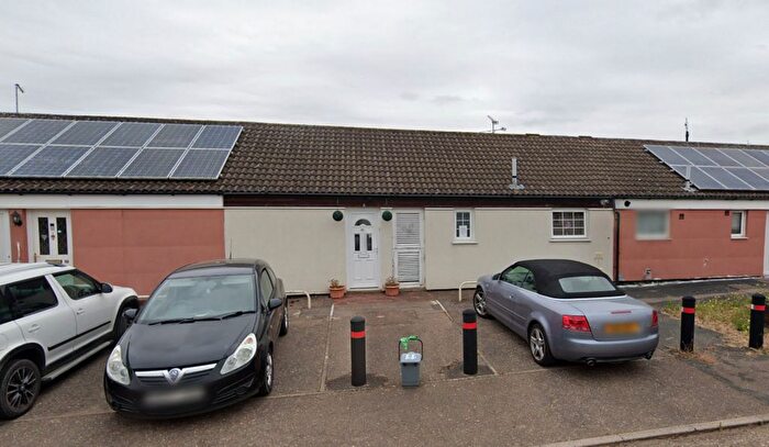 3 Bedroom Terraced Bungalow To Rent In Honeyhill, Peterborough, PE4
