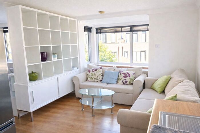 Studio To Rent In Chaseley Drive, London, W4