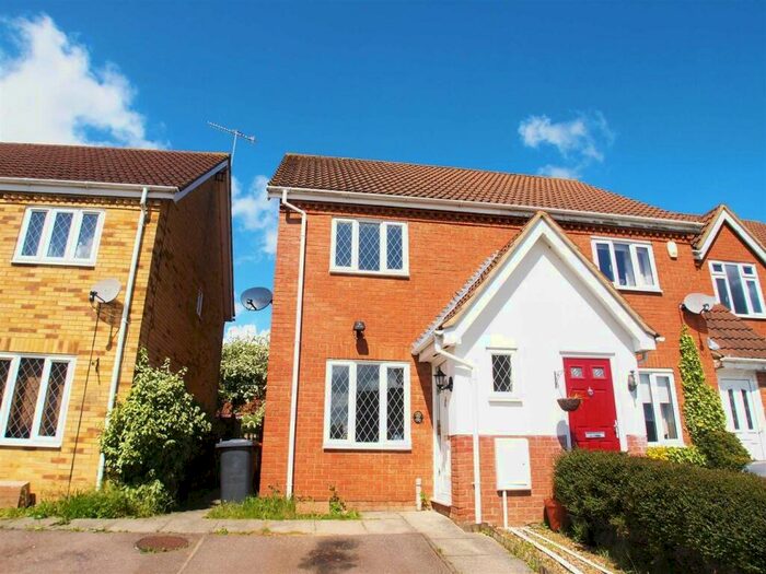 2 Bedroom End Of Terrace House To Rent In Wiseman Close, Luton, LU2