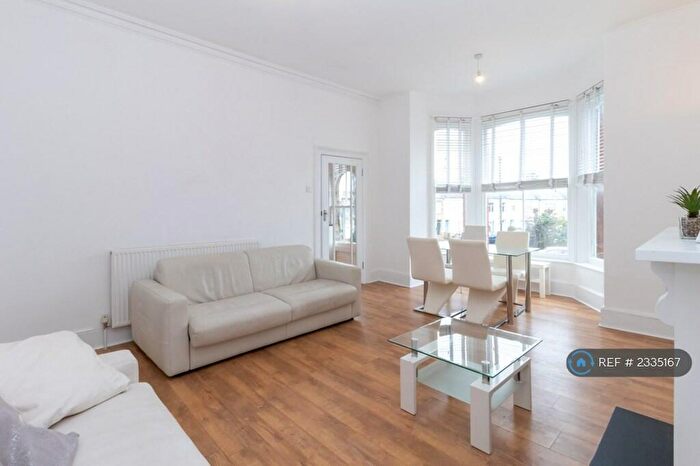 1 Bedroom Flat To Rent In West Norwood, London, SE27