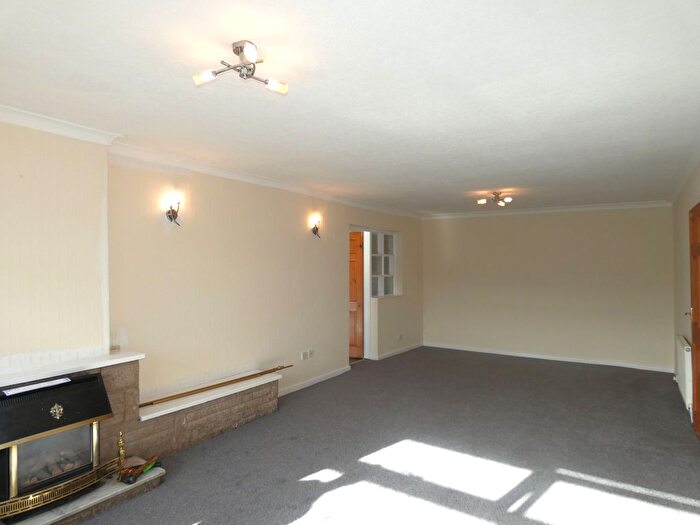 4 Bedroom Flat To Rent In Spendmore Lane, Coppull, Chorley, PR7