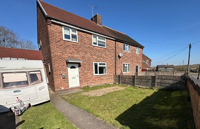 3 Bedroom Semi-Detached House For Sale In Elmsdale Road, Hartshorne, Swadlincote, DE11