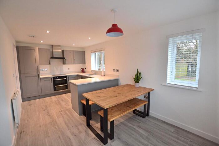 3 Bedroom Detached House For Sale In Woodpecker Way, Shepshed, LE12