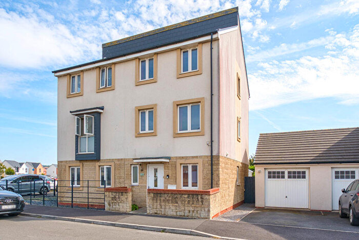4 Bedroom Semi Detached House For Sale In Glider Avenue, Haywood Village - Superb Town House, BS24