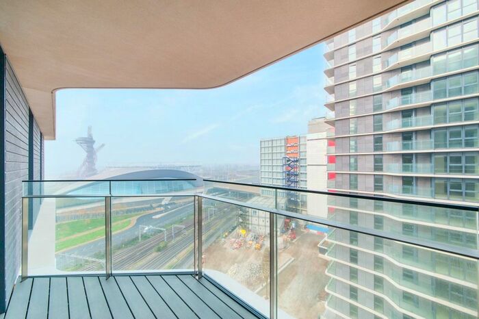 1 Bedroom Flat To Rent In Glasshouse Gardens, Stratford, London, E20
