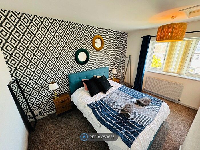 2 Bedroom End Of Terrace House To Rent In Bowness Road, Middleton, Manchester, M24