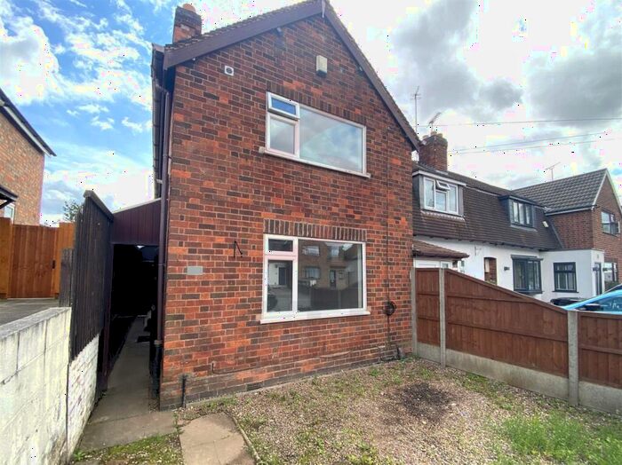 3 Bedroom End Of Terrace House To Rent In Winster Drive, Thurmaston, Leicester, LE4