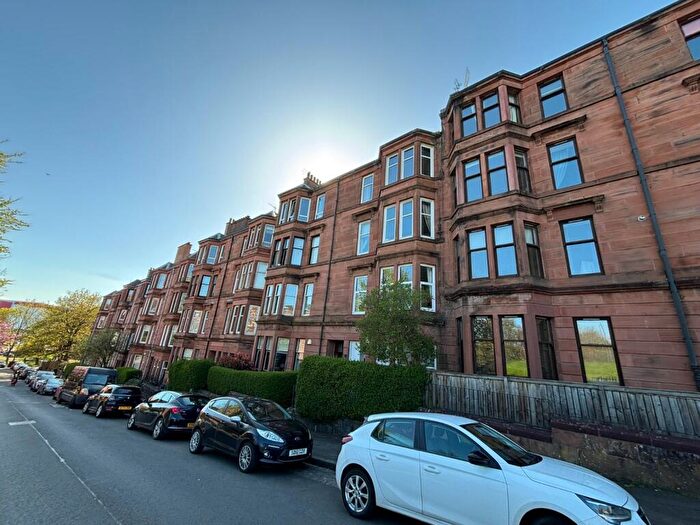 2 Bedroom Flat To Rent In Thornwood Drive, Partick, Glasgow, G11