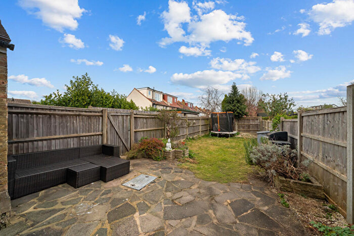 3 Bedroom End Of Terrace House For Sale In Cowper Gardens, Wallington, SM6