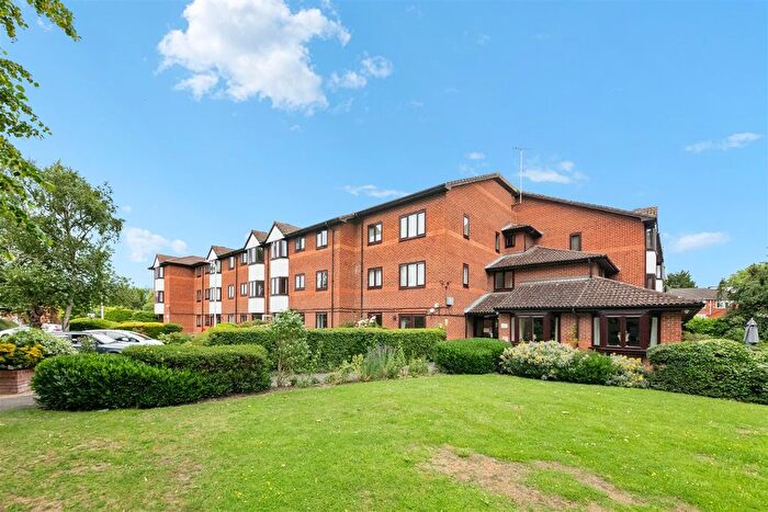 1 Bedroom Property For Sale In Neal Close, Northwood, HA6
