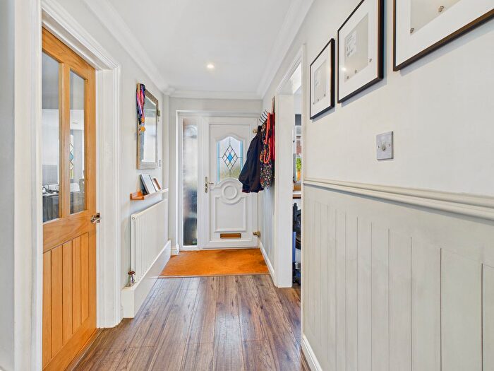 3 Bedroom Terraced House For Sale In Windmill Close, Clanfield, PO8