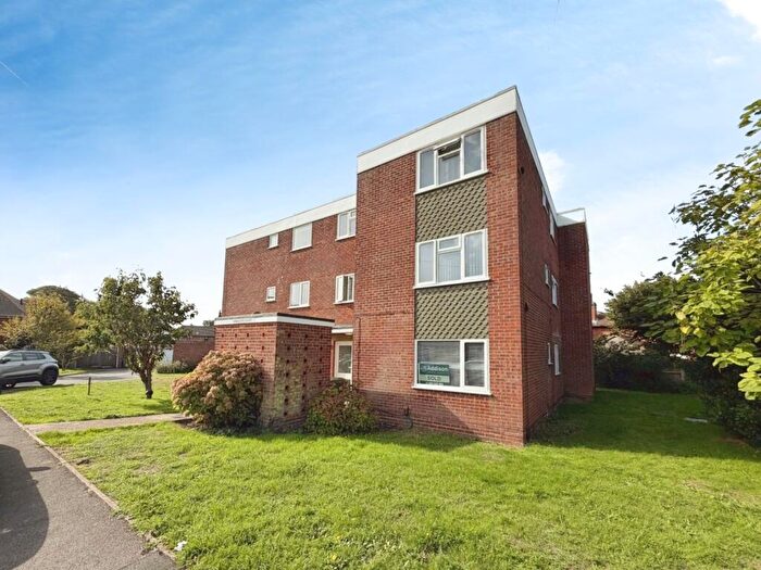 2 Bedroom Maisonette To Rent In Havelock Road, Warsash, Southampton, Hampshire, SO31