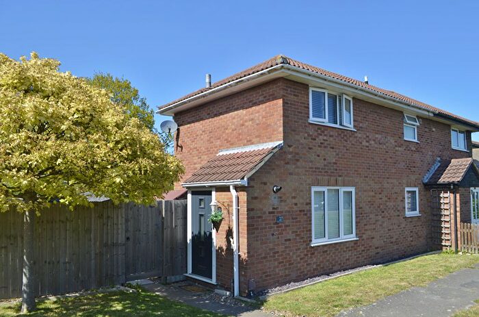 2 Bedroom End Of Terrace House For Sale In Chelsworth Road, Felixstowe, IP11