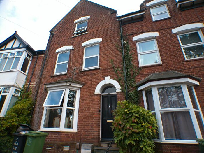 6 Bedroom Terraced House To Rent In Old Tiverton Road, Exeter, EX4