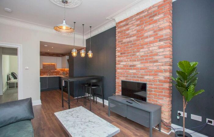 2 Bedroom Flat To Rent In Eastwood Avenue, Glasgow, G41