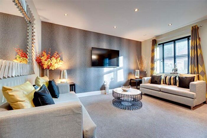 4 Bedroom Terraced House To Rent In Sunderland Road, Gateshead, NE8