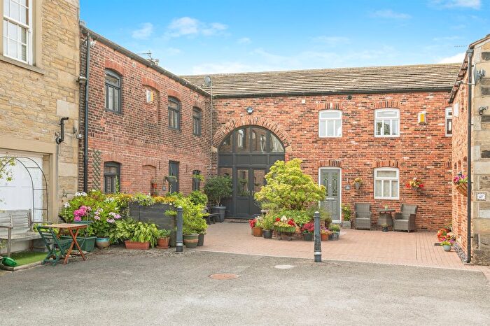 2 Bedroom Cottage For Sale In Far End Lane, Honley, Holmfirth, HD9