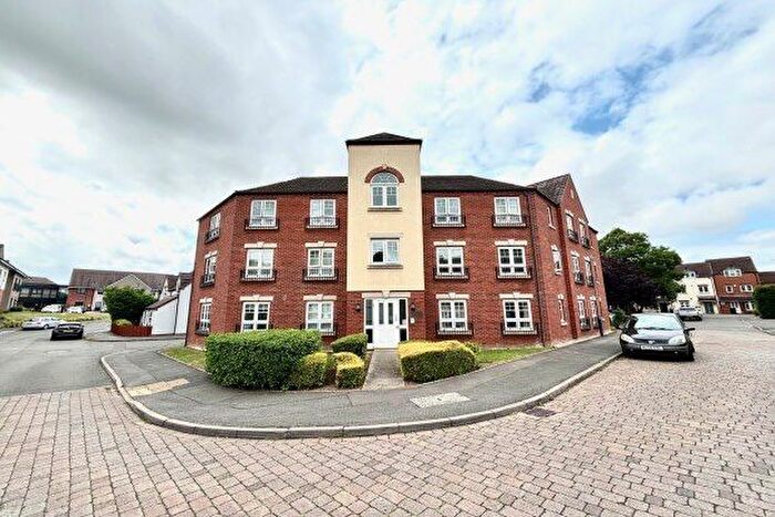 2 Bedroom Flat To Rent In Corelli Close, Stratford-Upon-Avon, CV37