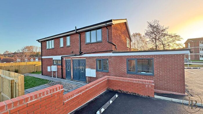 10 Bedroom House Of Multiple Occupation For Sale In Bilborough Road, Mansfield, NG18