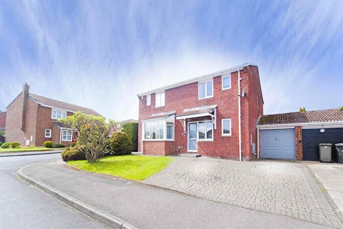 3 Bedroom Semi-Detached House For Sale In Bywell Drive, Peterlee, SR8
