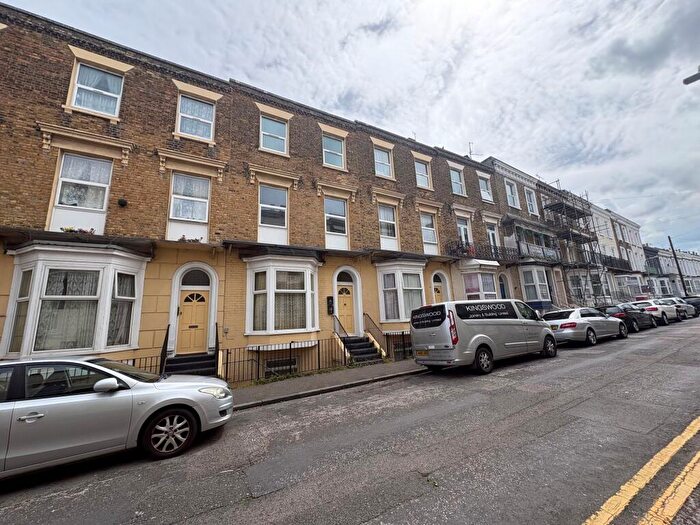 4 Bedroom Flat To Rent In Ethelbert Road, Margate, CT9